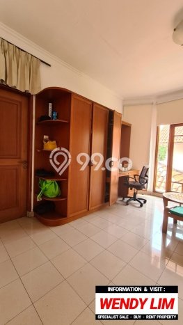 For Sale! Premium House LT 689m2 Desain Elegan di Senayan For Sale! Premium House LT 689m2 Desain Elegan di Senayan