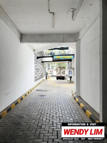 Komersial Premium Kawasan , Luas 700m2m², Jalan Utama, Tingkat Keramaian Tinggi Komersial Premium Kawasan , Luas 700m2m², Jalan Utama, Tingkat Keramaian Tinggi