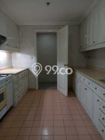 Apartemen Strategis di Pancoran, 2 KT, Luas 155m2m², Pemandangan Bagus Apartemen Strategis di Pancoran, 2 KT, Luas 155m2m², Pemandangan Bagus