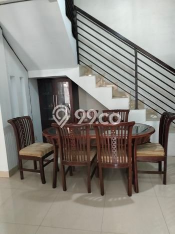 Disewakan Rumah Murah di Buah Batu Bandung Punya 5 Kamar Tidur Disewakan Rumah Murah di Buah Batu Bandung Punya 5 Kamar Tidur