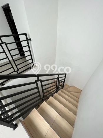 Dijual Rumah Modern 7 KT di Merjosari, Malang Dijual Rumah Modern 7 KT di Merjosari, Malang