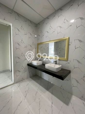 Kantor Bagus LT 1075m2 LB 3000m2 Dijual di Menteng Jakarta Pusat Kantor Bagus LT 1075m2 LB 3000m2 Dijual di Menteng Jakarta Pusat