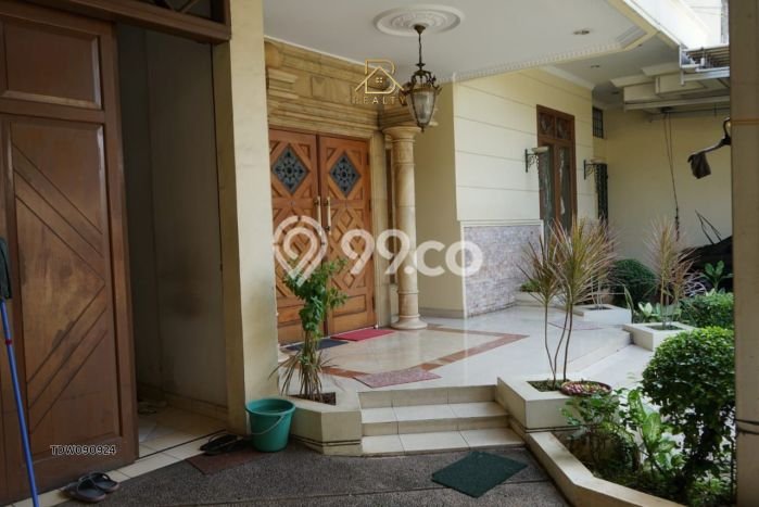 Rumah Elit Modern Siap Huni di Blok S Jakarta Selatan Rumah Elit Modern Siap Huni di Blok S Jakarta Selatan