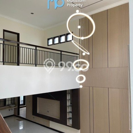 For Sale! Premium House LT 788m2 Desain Elegan di Citra Grand For Sale! Premium House LT 788m2 Desain Elegan di Citra Grand
