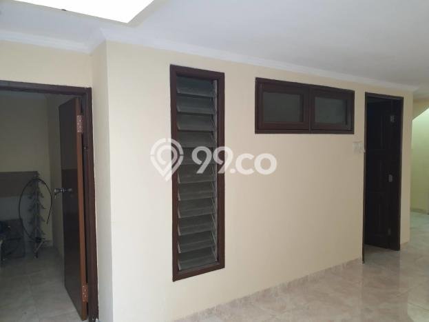 Rumah Strategis Minimalis Lb 75m2 di Kelapa Gading, Jakarta Utara Rumah Strategis Minimalis Lb 75m2 di Kelapa Gading, Jakarta Utara