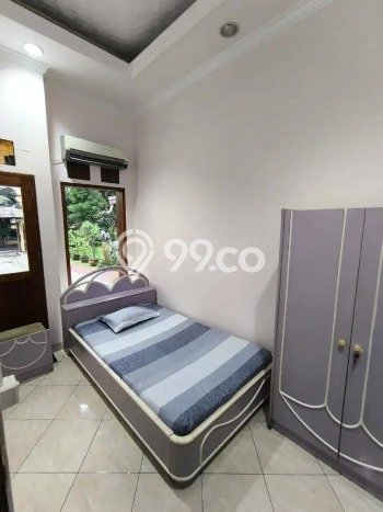 PRIME PROPERTY! Rumah di , 2 KM, Lingkungan Elite, Luas 400m2m² LB 200m2m² PRIME PROPERTY! Rumah di , 2 KM, Lingkungan Elite, Luas 400m2m² LB 200m2m²