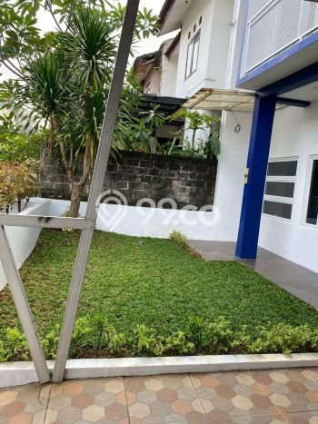 Rumah Strategis Minimalis Lb 100m2 di Limo, Depok Rumah Strategis Minimalis Lb 100m2 di Limo, Depok