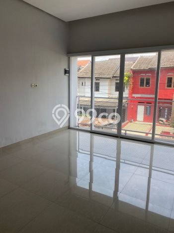 Rumah Strategis Minimalis Lb 100m2 di Limo, Depok Rumah Strategis Minimalis Lb 100m2 di Limo, Depok