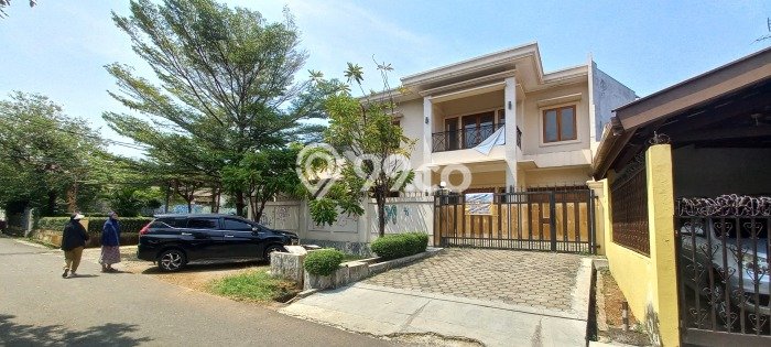 For Sale! Luxury House LT 314m2 Desain Modern di Tanah Kusir For Sale! Luxury House LT 314m2 Desain Modern di Tanah Kusir