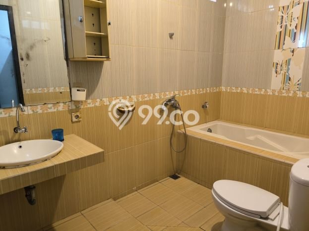 Sewa Rumah Harga Terjangkau di Lippo Karawaci Tangerang Punya 5 KT Sewa Rumah Harga Terjangkau di Lippo Karawaci Tangerang Punya 5 KT
