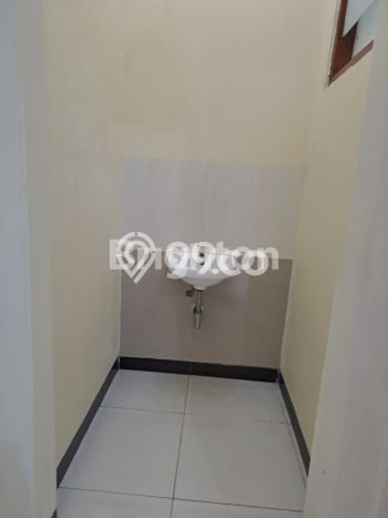 Jual Rumah Bagus Siap Huni LB 113m2 di mojosongo, Solo Jual Rumah Bagus Siap Huni LB 113m2 di mojosongo, Solo