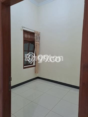 Jual Rumah Bagus Siap Huni LB 113m2 di mojosongo, Solo Jual Rumah Bagus Siap Huni LB 113m2 di mojosongo, Solo