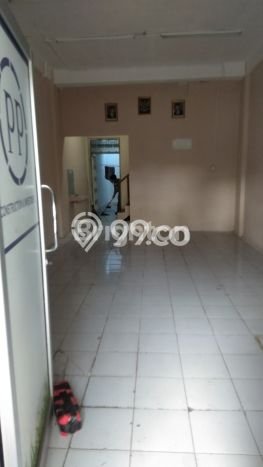 Ruko bagus disewakan di Jebres Surakarta dengan LB 160m2 harga sewa terbaik Ruko bagus disewakan di Jebres Surakarta dengan LB 160m2 harga sewa terbaik