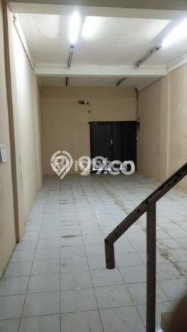 Ruko bagus disewakan di Jebres Surakarta dengan LB 160m2 harga sewa terbaik Ruko bagus disewakan di Jebres Surakarta dengan LB 160m2 harga sewa terbaik