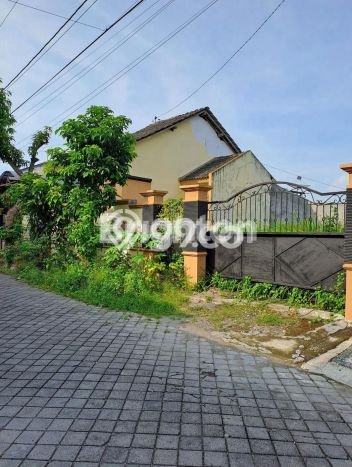 Rumah Luas Asri 2 KT Siap Pakai di Mojosongo Surakarta Rumah Luas Asri 2 KT Siap Pakai di Mojosongo Surakarta