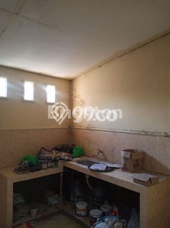 Rumah Luas Asri 2 KT Siap Pakai di Mojosongo Surakarta Rumah Luas Asri 2 KT Siap Pakai di Mojosongo Surakarta