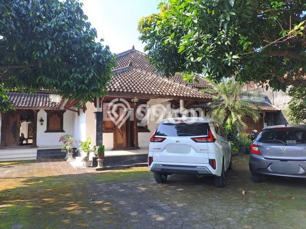 Dijual Rumah Elit Exclusive di Banjarsari, Surakarta Dijual Rumah Elit Exclusive di Banjarsari, Surakarta