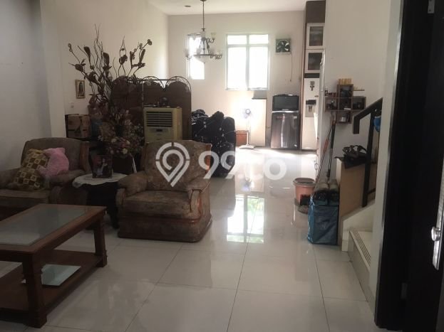 Rumah Elit Modern Siap Huni di BSD Tangerang Rumah Elit Modern Siap Huni di BSD Tangerang