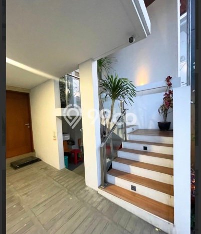 Rumah Mewah LB 475m2 Siap Huni Desain Elegan di Pantai Indah Kapuk, Jakarta Utara Rumah Mewah LB 475m2 Siap Huni Desain Elegan di Pantai Indah Kapuk, Jakarta Utara