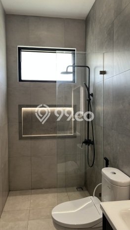 Ready to Use! Luxury House LT 108m2 Desain Elegan di BSD City Ready to Use! Luxury House LT 108m2 Desain Elegan di BSD City