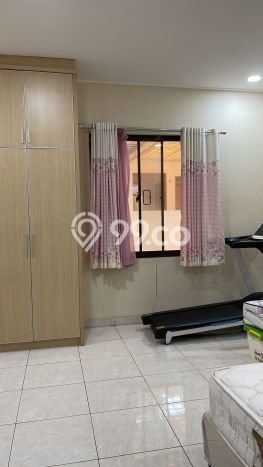 Rumah Elit LB 200m2 Siap Pakai Desain Elegan di BSD Foresta, Tangerang Rumah Elit LB 200m2 Siap Pakai Desain Elegan di BSD Foresta, Tangerang