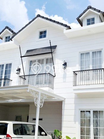 Rumah Minimalis 4 KT LT 130m2 di Bintaro Rumah Minimalis 4 KT LT 130m2 di Bintaro