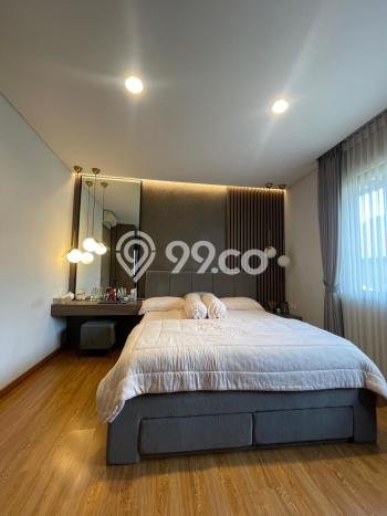 Jual Rumah Luas Elegan Dengan View Eksklusif di BSD, Tangerang Jual Rumah Luas Elegan Dengan View Eksklusif di BSD, Tangerang