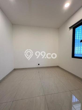 Rumah Cantik Siap Huni Di BSD Luas 200m2 Aman Rumah Cantik Siap Huni Di BSD Luas 200m2 Aman