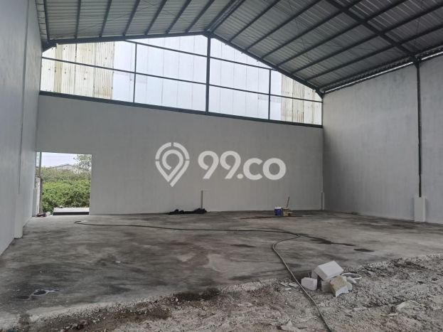 Gudang Strategis di Pakuhaji, Luas 525m2m², Kawasan Berkembang Gudang Strategis di Pakuhaji, Luas 525m2m², Kawasan Berkembang