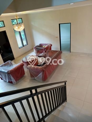 Rumah 4 KT 4 KM Luas Tanah 269m², LB 265m² di BSD, Tangerang Rumah 4 KT 4 KM Luas Tanah 269m², LB 265m² di BSD, Tangerang