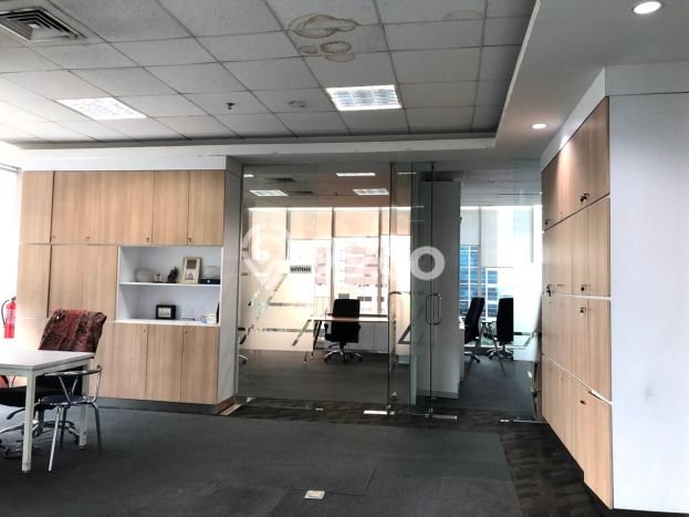 Kantor di BSD, Luas 204m2m², Kawasan Strategis, Mainroad Kantor di BSD, Luas 204m2m², Kawasan Strategis, Mainroad