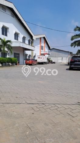 Gudang Kawasan Strategis di Legok, Luas 587m², Pusat Perdagangan Gudang Kawasan Strategis di Legok, Luas 587m², Pusat Perdagangan