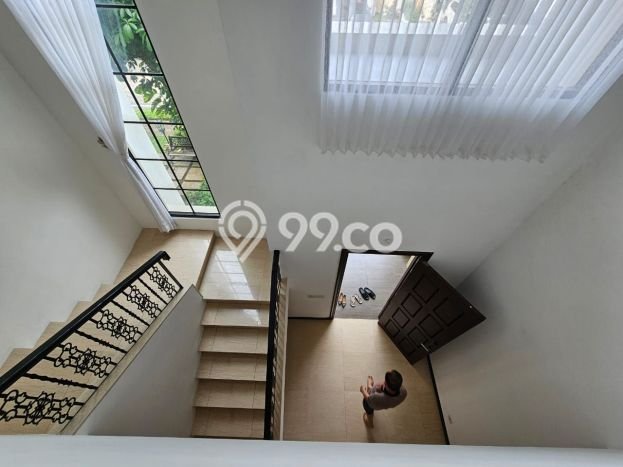 HUNIAN IMPIAN! Rumah area BSD, 3 KT, Free Banjir, Luas 162m² Bangunan 180m² HUNIAN IMPIAN! Rumah area BSD, 3 KT, Free Banjir, Luas 162m² Bangunan 180m²