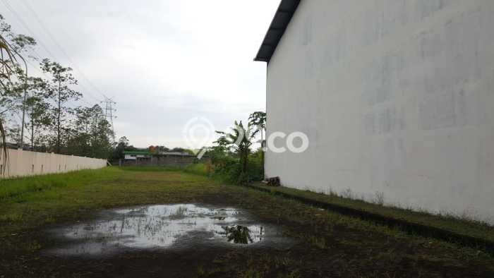 Ex Pabrik Tigaraksa Cikupa Terletak Di Kawasan Industri Ex Pabrik Tigaraksa Cikupa Terletak Di Kawasan Industri