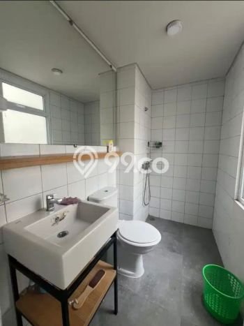 Jual Rumah Modern 2 KT di BSD City, Tangerang Jual Rumah Modern 2 KT di BSD City, Tangerang