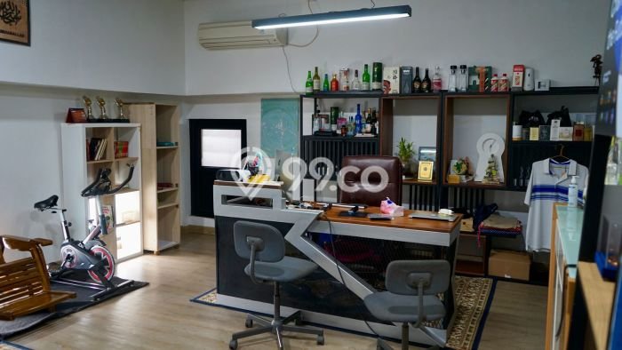 Ruko Dijual di Tangerang Selatan LT 89m2 & LB 350m2 Lokasi Terbaik! Ruko Dijual di Tangerang Selatan LT 89m2 & LB 350m2 Lokasi Terbaik!