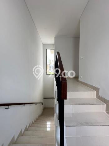 Hunian Elit LB 177m2 Siap Pakai Desain Elegan di BSD, Tangerang Hunian Elit LB 177m2 Siap Pakai Desain Elegan di BSD, Tangerang