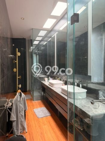 Hunian Mewah LB 300m2 Siap Pakai Desain Elegan di Alam Sutera, Tangerang Hunian Mewah LB 300m2 Siap Pakai Desain Elegan di Alam Sutera, Tangerang