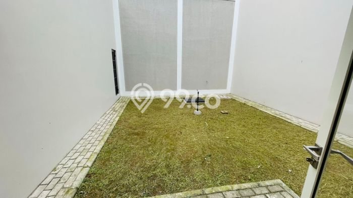 Rumah di , Akses ke Pusat Kota, LT 250m2m² Rumah di , Akses ke Pusat Kota, LT 250m2m²
