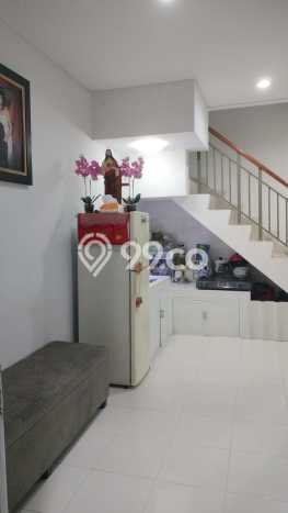 Rumah Modern 3 KT di Gading Serpong Tangerang Semi Furnished Rumah Modern 3 KT di Gading Serpong Tangerang Semi Furnished