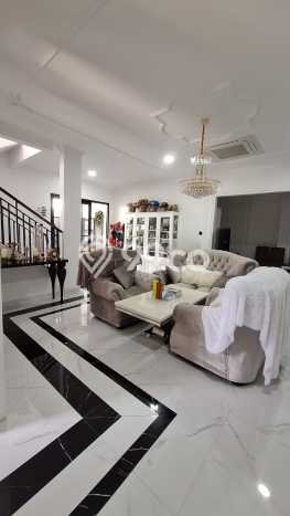 For Sale! Luxury House LT 238m2 Desain Elegan di BSD Kencana Loka For Sale! Luxury House LT 238m2 Desain Elegan di BSD Kencana Loka