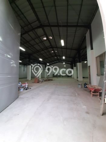 SEWA STRATEGIS! Gudang Kawasan Serpong, Luas 1080m², Lokasi Berkembang SEWA STRATEGIS! Gudang Kawasan Serpong, Luas 1080m², Lokasi Berkembang