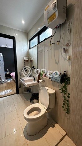 Rumah Luxury Modern Tanpa Renovasi di BSD Tangerang Rumah Luxury Modern Tanpa Renovasi di BSD Tangerang