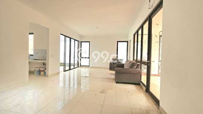 Rumah Luxury Modern Tanpa Renovasi di BSD City Tangerang Rumah Luxury Modern Tanpa Renovasi di BSD City Tangerang