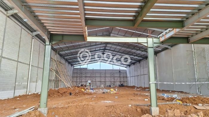 Unit Gudang disewakan di Legok Tangerang dengan LT 864m2 / LB 630m2 Unit Gudang disewakan di Legok Tangerang dengan LT 864m2 / LB 630m2
