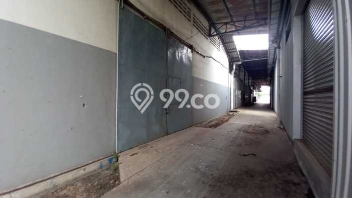 Area Ramai! Pabrik Dijual di Cikupa untuk Bisnis Luas Bangunan 10000m2 Area Ramai! Pabrik Dijual di Cikupa untuk Bisnis Luas Bangunan 10000m2