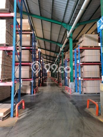 Jual Gudang Area Komersial Kawasan Jati Uwung, Luas 2346m2m², Jalan Utama Jual Gudang Area Komersial Kawasan Jati Uwung, Luas 2346m2m², Jalan Utama