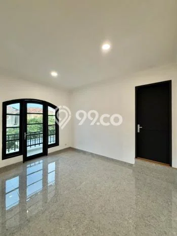 Rumah Elit Modern Tanpa Renovasi di BSD Tangerang Rumah Elit Modern Tanpa Renovasi di BSD Tangerang