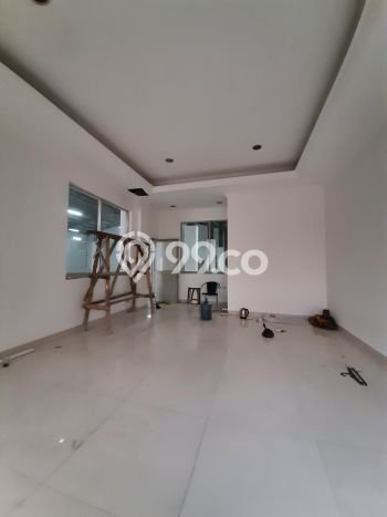SEWA STRATEGIS! Gudang Kawasan Serpong, Luas 1080m², Lokasi Berkembang SEWA STRATEGIS! Gudang Kawasan Serpong, Luas 1080m², Lokasi Berkembang
