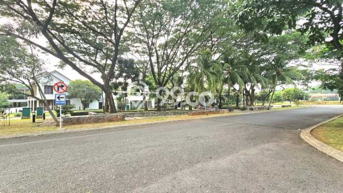 Rumah Luxury Modern Tanpa Renovasi di BSD City Tangerang Rumah Luxury Modern Tanpa Renovasi di BSD City Tangerang